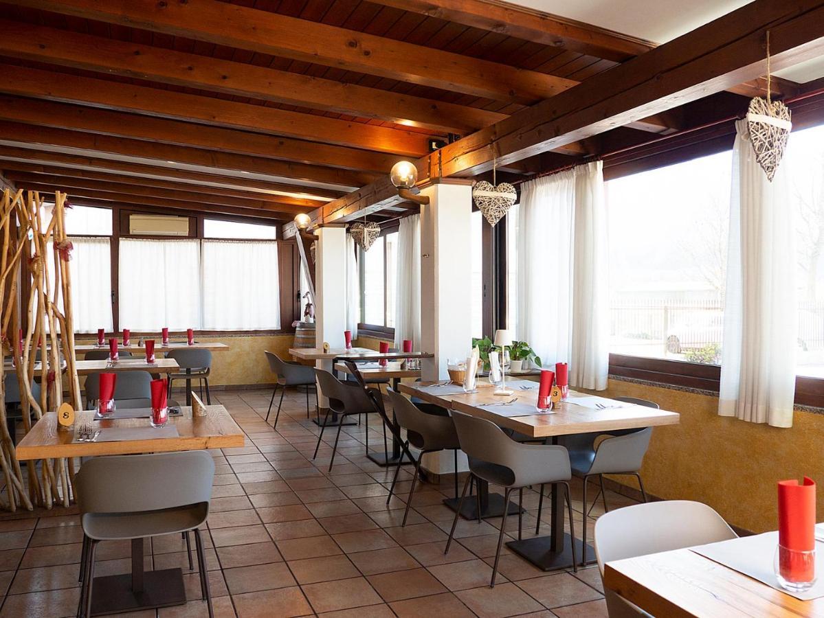 Al Benvenuto Hotel & Restaurant 톨메쪼 외부 사진