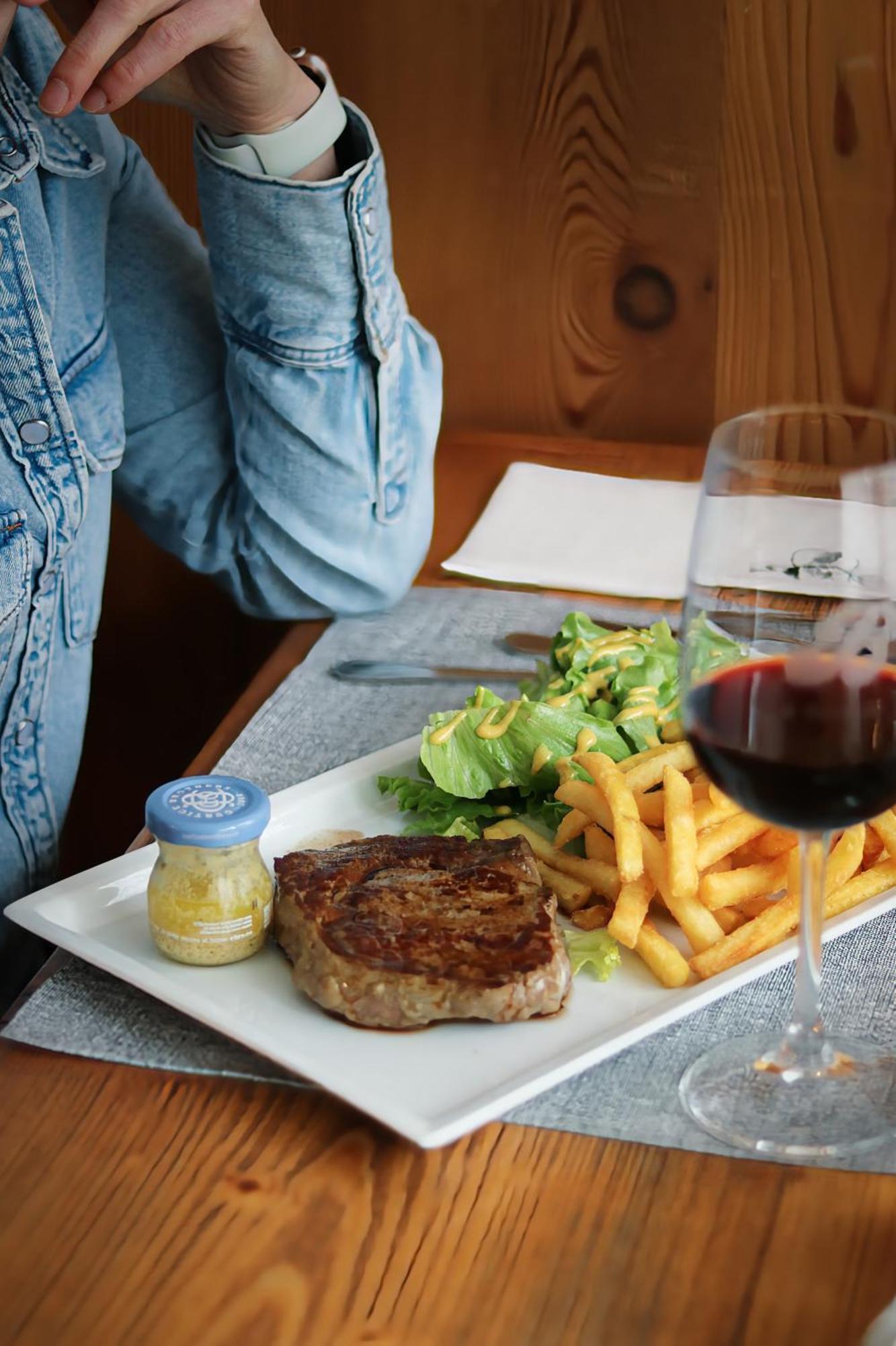 Al Benvenuto Hotel & Restaurant 톨메쪼 외부 사진